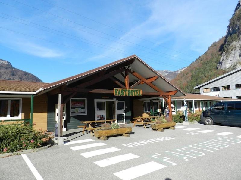 Fasthotel Thones Exterior photo